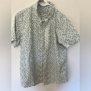 Cotton & Co Green and White Palm Tree Button Down Shirt